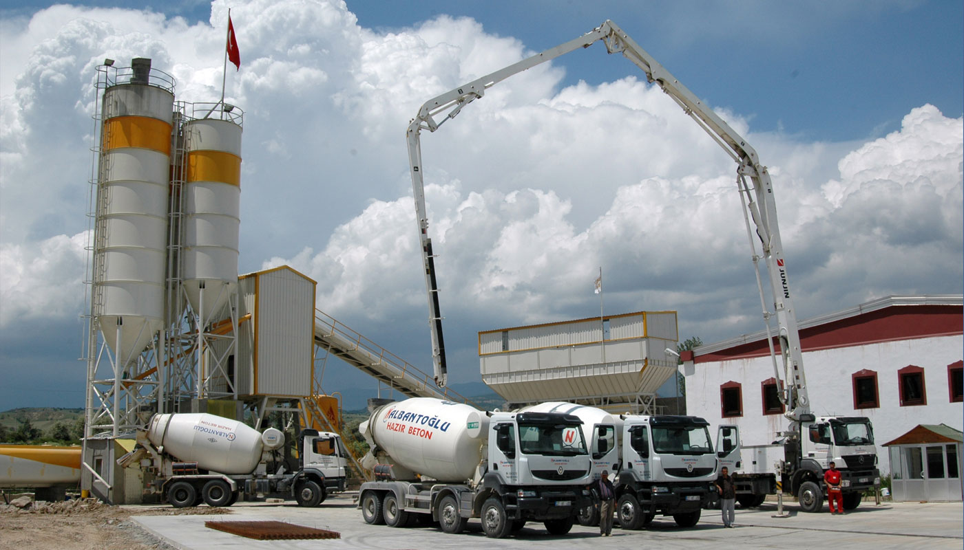 Тема бетонный. Бетонный завод Liebherr. Бетон. Бетон завод. Производство бетона.